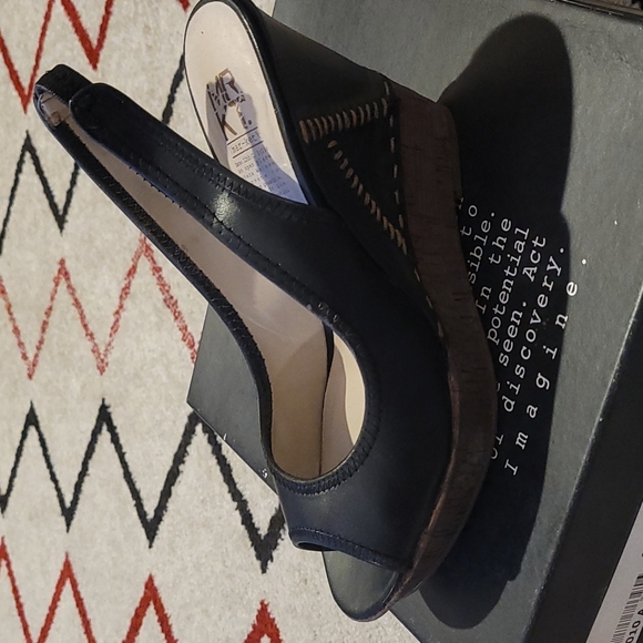 Market Claudia Heels - Picture 13 of 13